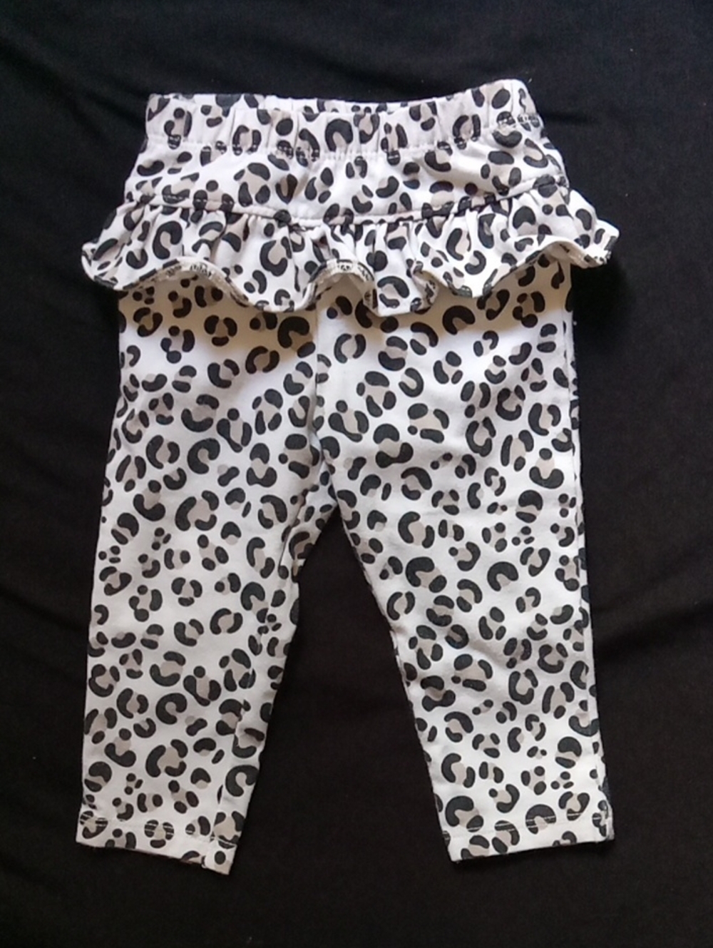 Garanimals White Leggings with Black Leopard Ruffle